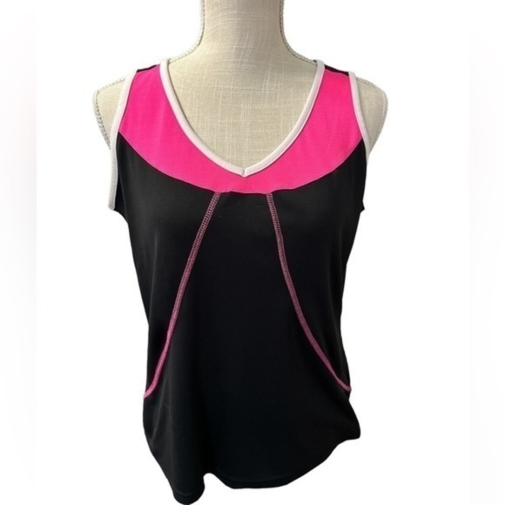 Bolle‎ Active wear. Tank top size Large.​ 👟